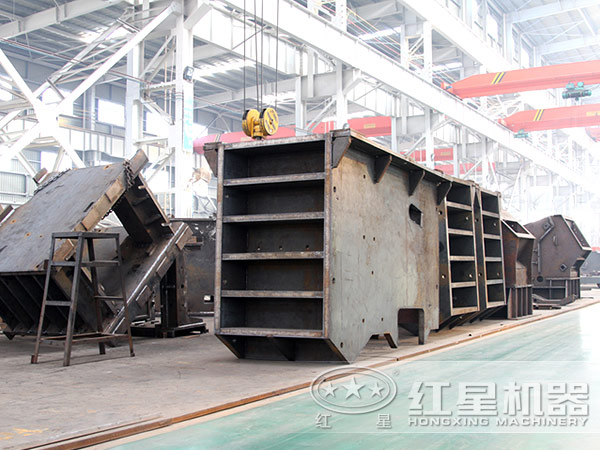 开元官方版网站登录入口煤矿颚式破碎机生产车间