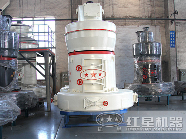 雷蒙磨粉机图 雷蒙磨粉机图