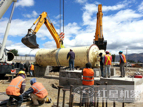 球磨机生产现场 球磨机生产现场