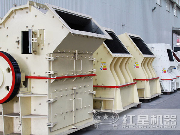 煤矸石粉碎机设备实拍 煤矸石粉碎机设备实拍