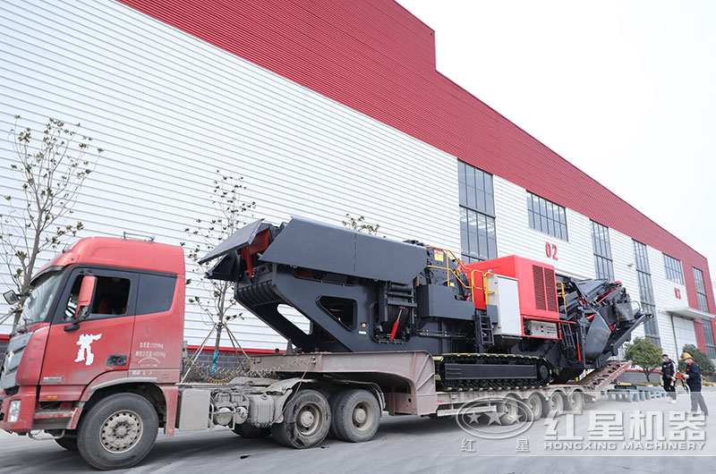 开元官方版网站登录入口履带移动破碎机发货现场 开元官方版网站登录入口履带移动破碎机发货现场