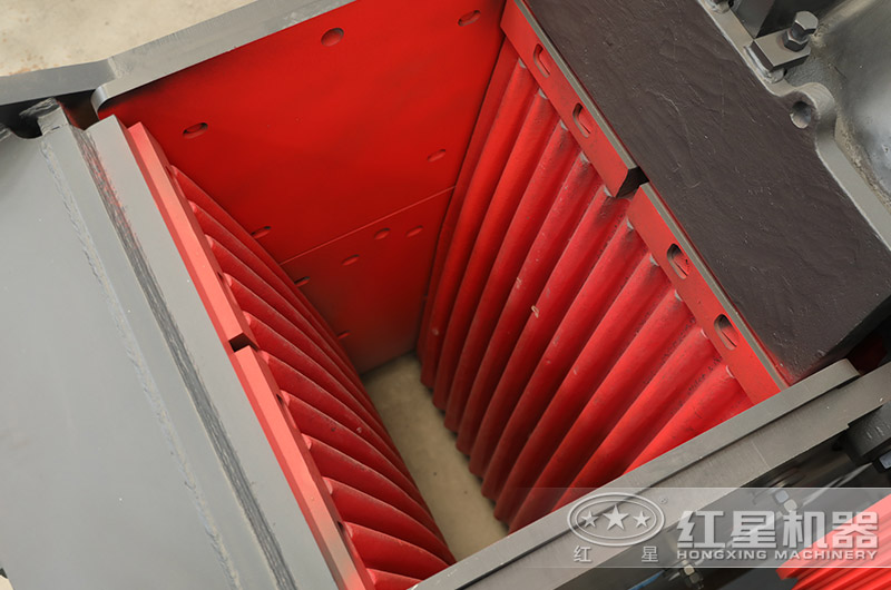 鄂式破碎机颚板