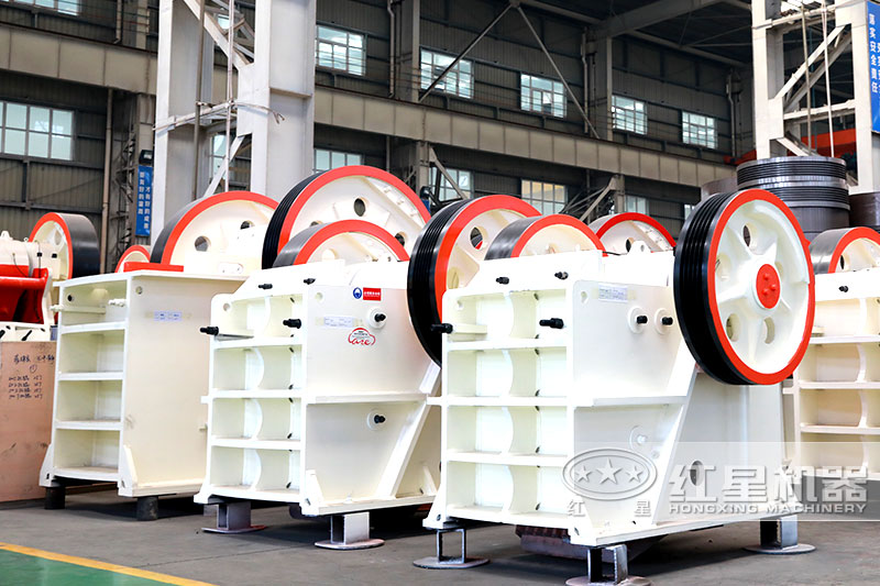 颚式破碎机车间实拍 颚式破碎机车间实拍