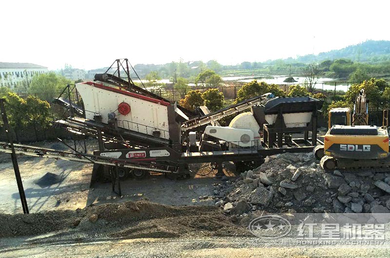 移动式焦炭破碎机生产现场实拍 移动式焦炭破碎机生产现场实拍