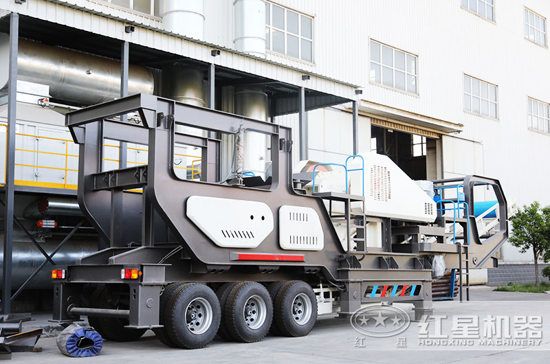 移动水泥块碎石机 移动水泥块碎石机