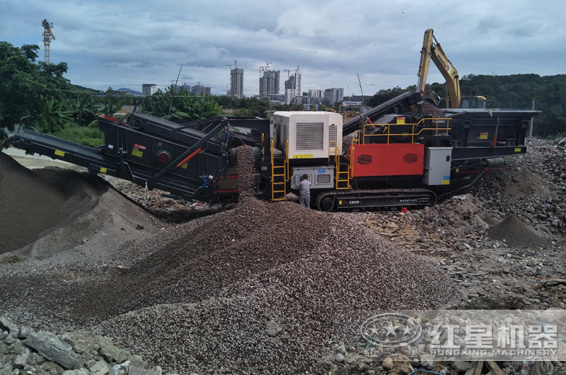 移动破碎机现场 移动破碎机现场