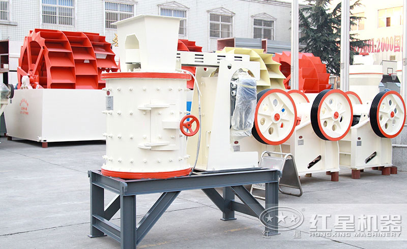 800型复合破碎机图片 800型复合破碎机图片