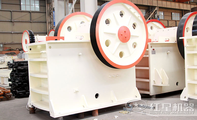 PE颚式破碎机 PE颚式破碎机
