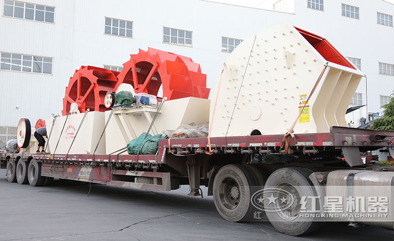 锤式粉碎机发往江苏 锤式粉碎机发往江苏