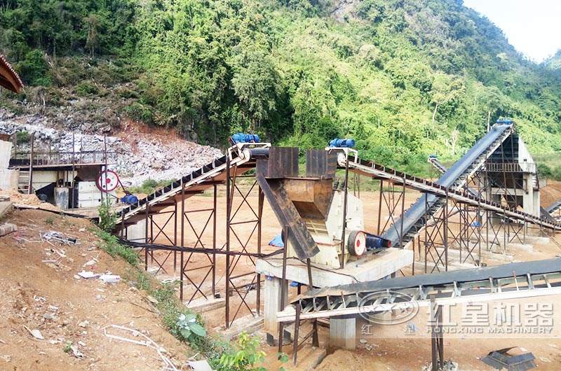 时产200吨石英砂反击碎石机生产现场 时产200吨石英砂反击碎石机生产现场