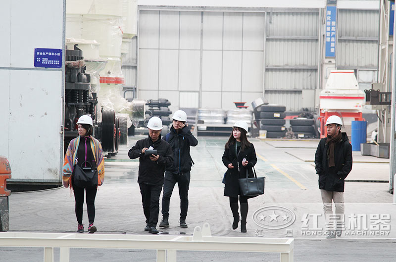 客户到开元官方版网站登录入口厂区进行参观，并咨询