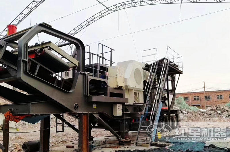 山东滨州移动鄂式碎石机作业现场图 山东滨州移动鄂式碎石机作业现场图