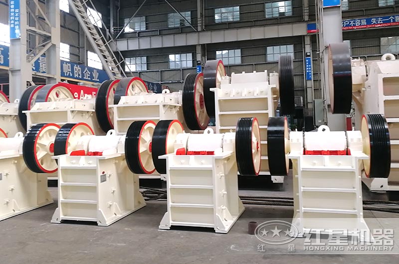 小型颚式碎石机图片 小型颚式碎石机图片