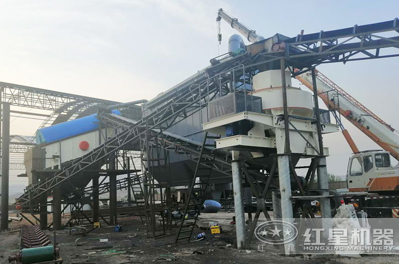 鹅卵石制砂机作业现场(环保措施到位) 鹅卵石制砂机作业现场(环保措施到位)