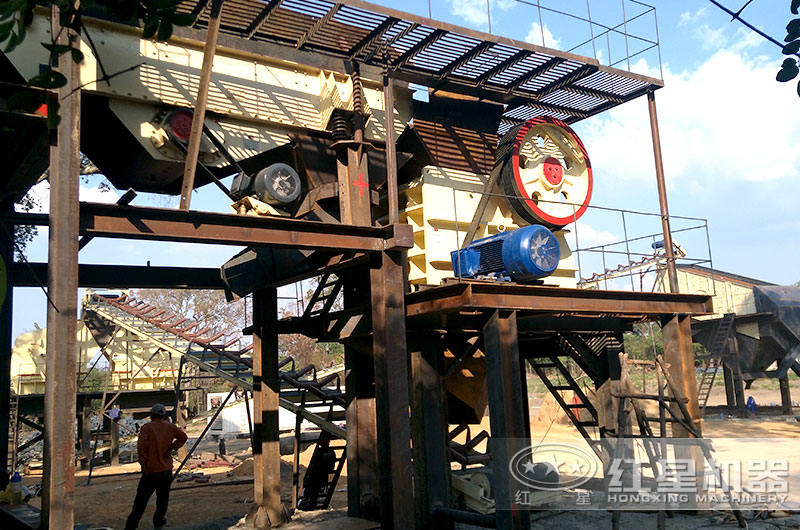 57破碎机现场使用直拍图 57破碎机现场使用直拍图