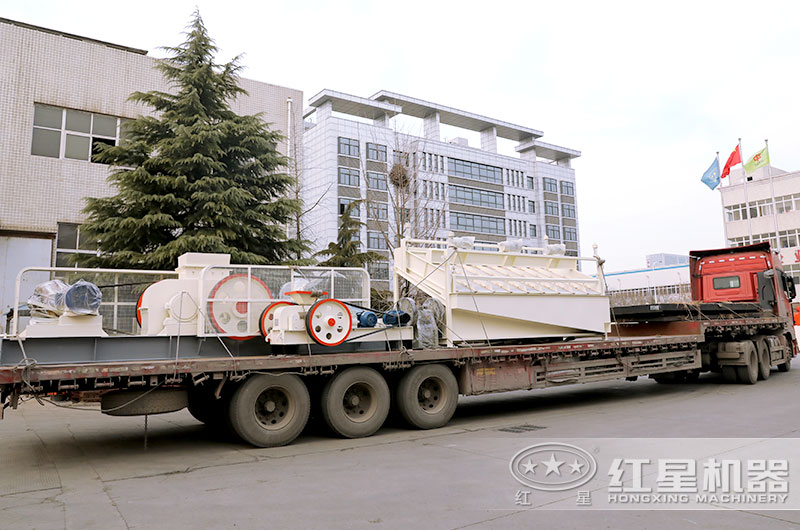 对辊破发货现场图 对辊破发货现场图