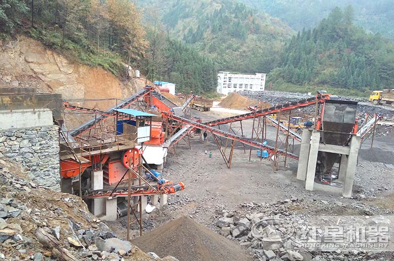 CJ系列欧版颚式破碎机生产现场 CJ系列欧版颚式破碎机生产现场