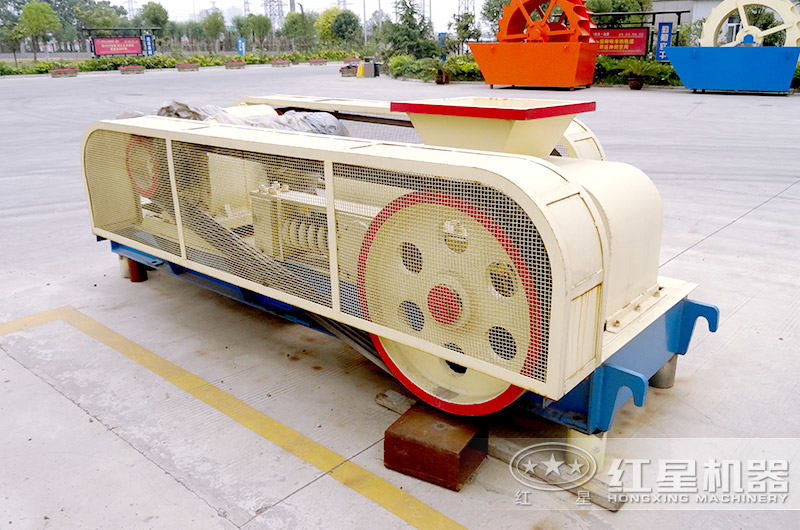 辊破碎机厂区实拍图 辊破碎机厂区实拍图