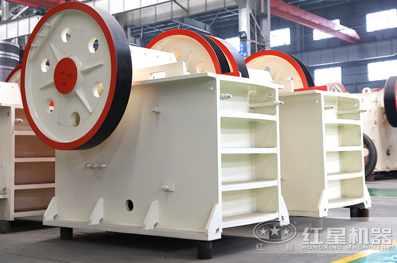 颚式碎石机车间实拍图 颚式碎石机车间实拍图