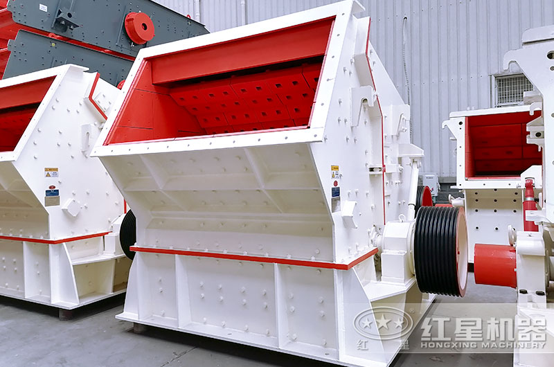 CI反击破碎机车间实拍大图 CI反击破碎机车间实拍大图