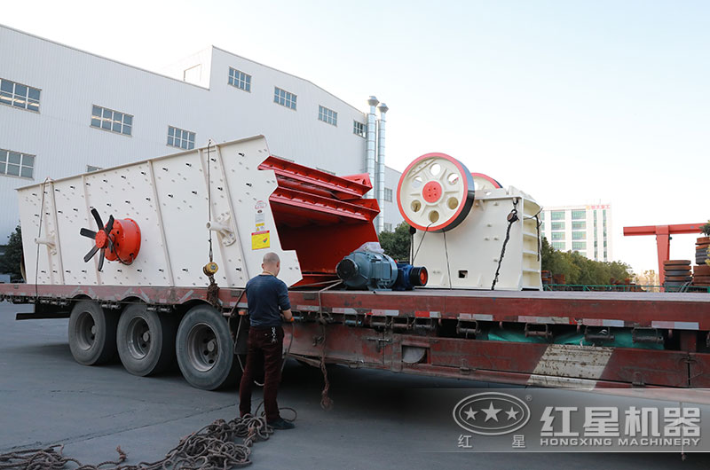 250×750细鄂破正在装车,准备发往山东 250×750细鄂破正在装车,准备发往山东