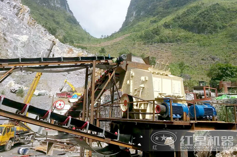 1210反击破碎机生产现场,效率高,成品料品质好 1210反击破碎机生产现场,效率高,成品料品质好