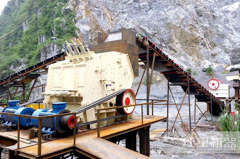 石灰石加工处理现场,鄂破+反击破 石灰石加工处理现场,鄂破+反击破