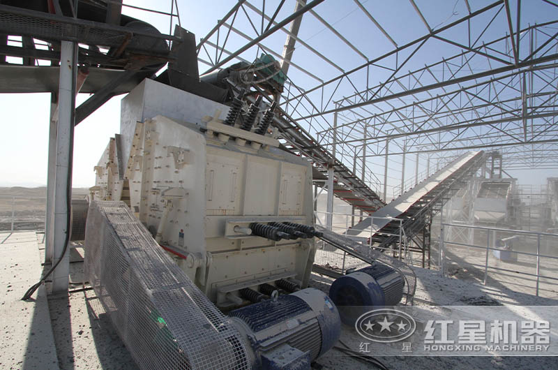 碎石作业现场 碎石作业现场