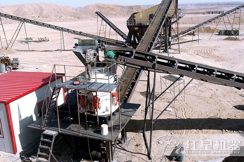 玄武岩石子生产现场 玄武岩石子生产现场